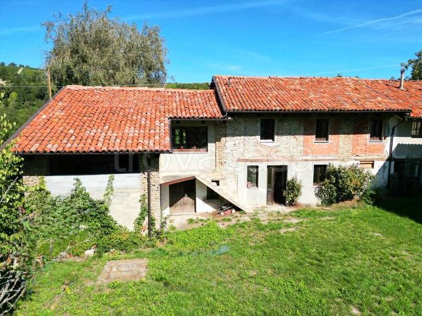 casale in vendita a Bossolasco
