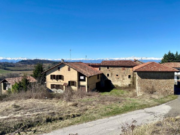 casa indipendente in vendita a Bossolasco