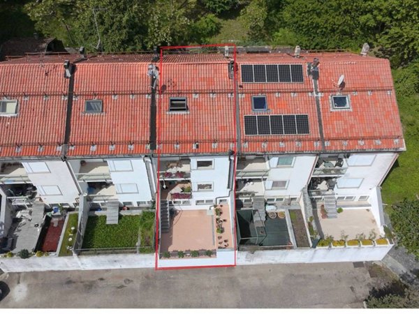 casa indipendente in vendita a Bossolasco