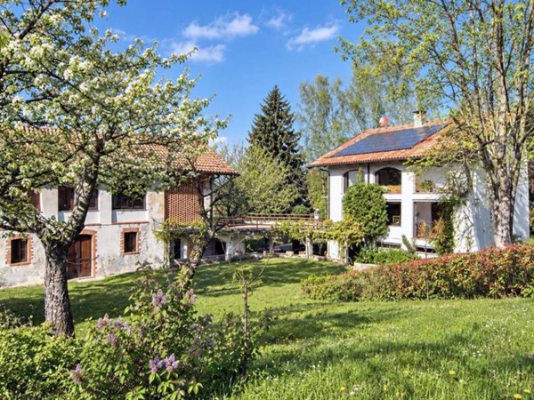 casa indipendente in vendita a Bossolasco