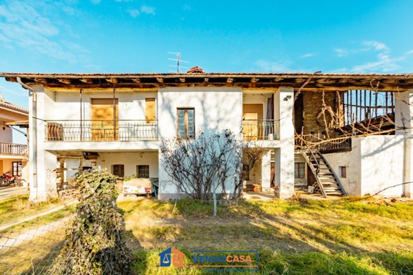 casa indipendente in vendita a Boves in zona Rivoira
