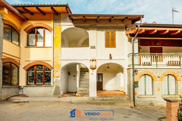 casa indipendente in vendita a Boves in zona Fontanelle