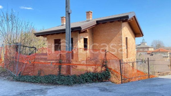 casa indipendente in vendita a Boves