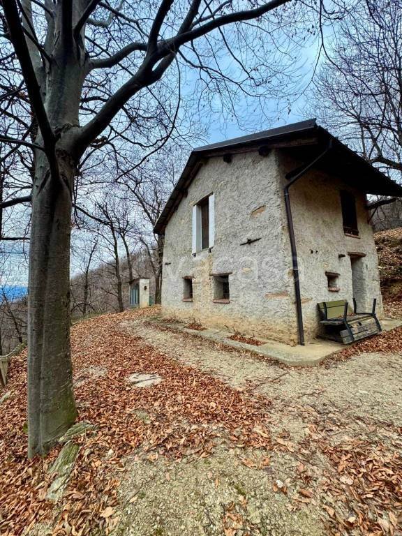 appartamento in vendita a Boves in zona Castellar