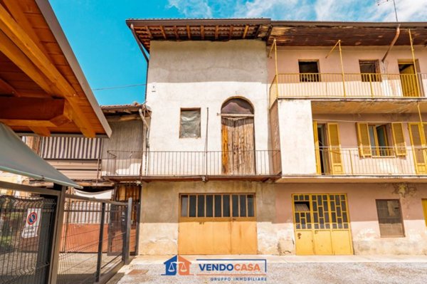 casa semindipendente in vendita a Boves