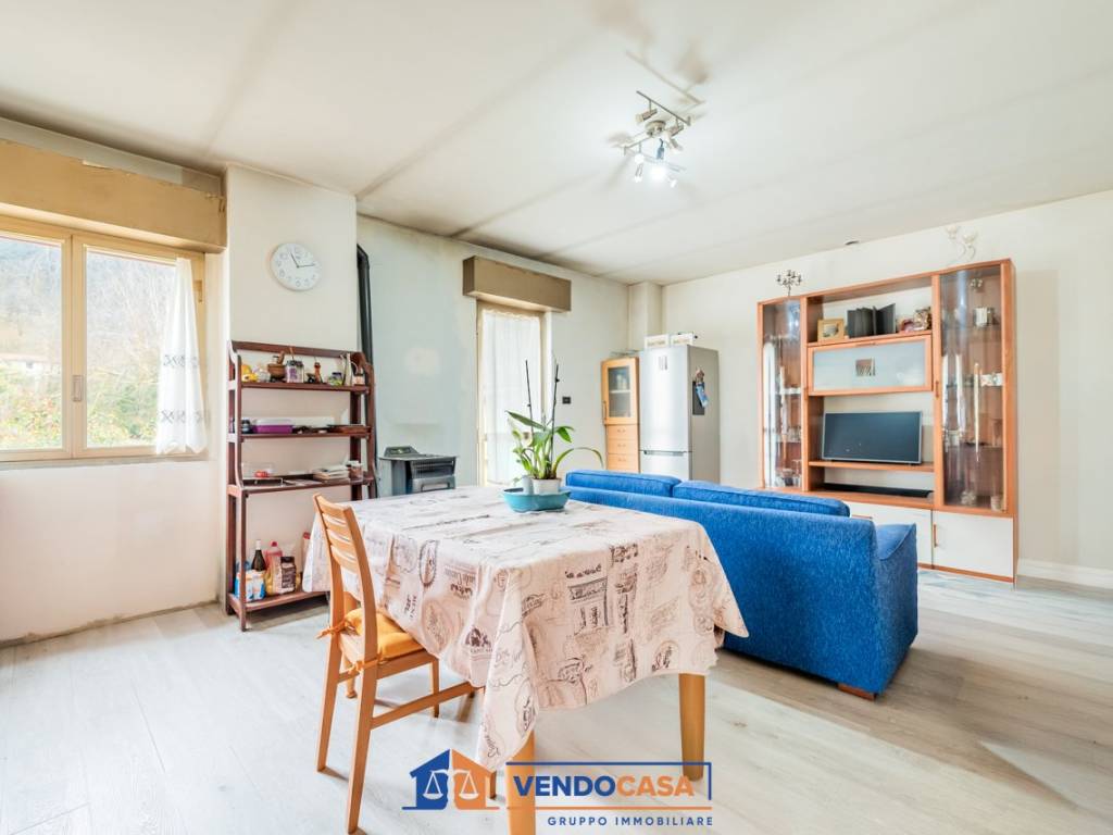 casa indipendente in vendita a Boves in zona Fontanelle