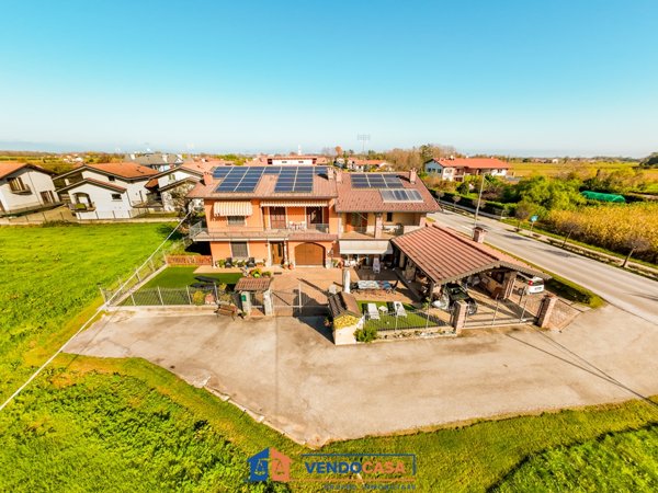 casa indipendente in vendita a Boves
