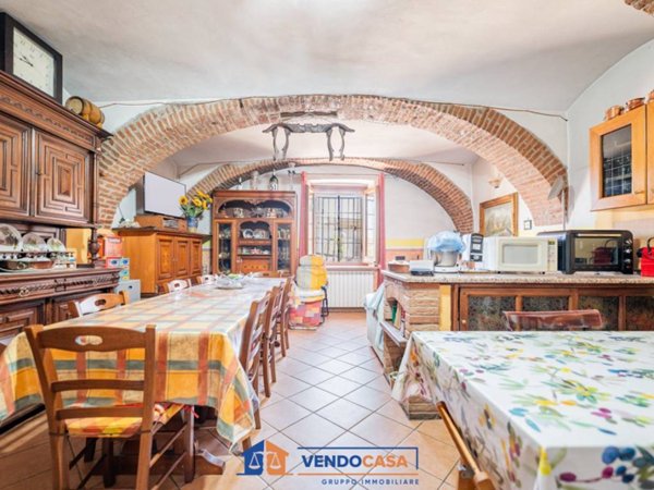 casa indipendente in vendita a Boves in zona Fontanelle