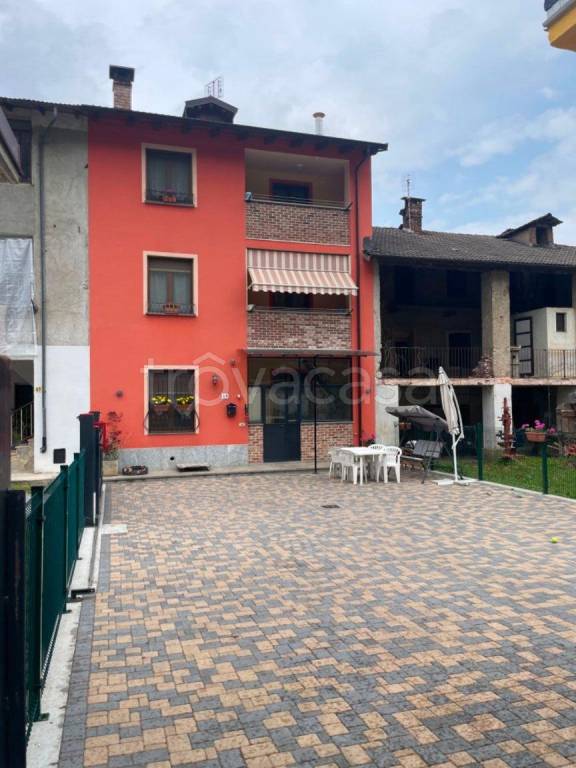 casa indipendente in vendita a Boves