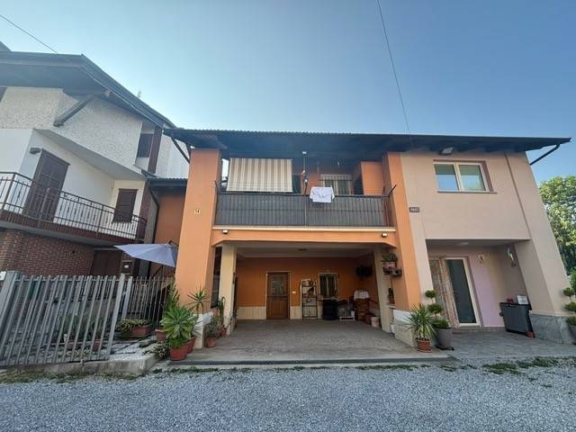 casa indipendente in vendita a Boves