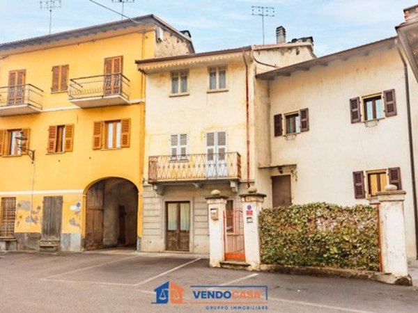 casa indipendente in vendita a Boves