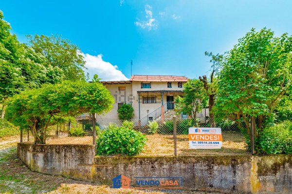 casa indipendente in vendita a Boves in zona San Giacomo