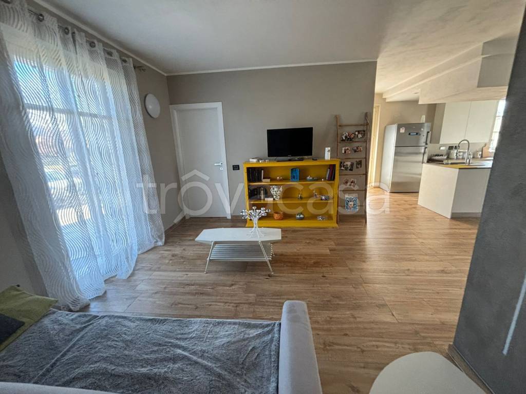 casa indipendente in vendita a Boves in zona Mellana