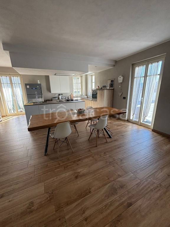 casa indipendente in vendita a Boves in zona Mellana