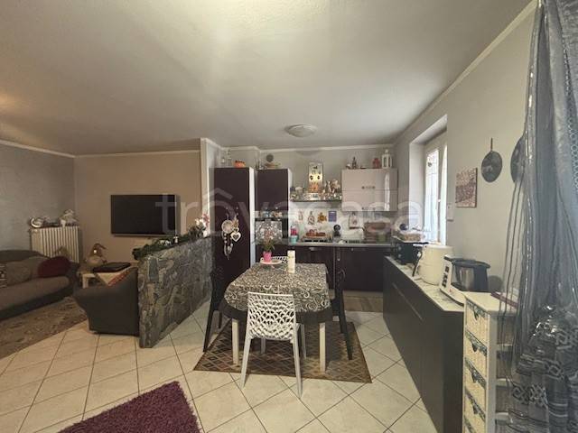 casa indipendente in vendita a Boves in zona Fontanelle