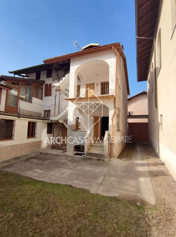 casa indipendente in vendita a Boves