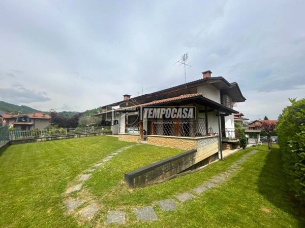 casa indipendente in vendita a Boves in zona Madonna dei Boschi