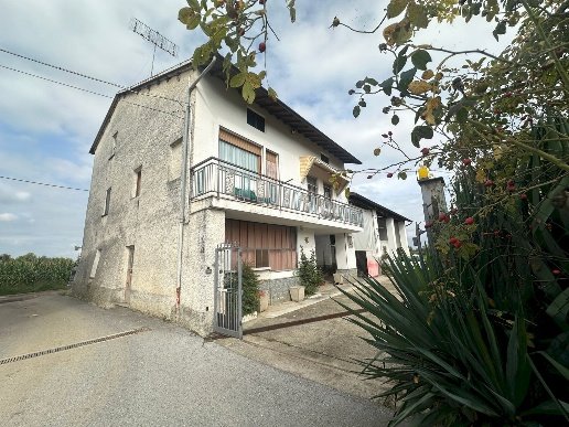 casa indipendente in vendita a Boves in zona San Mauro