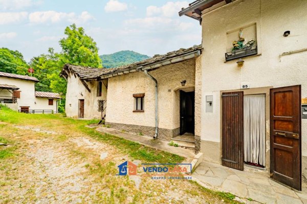 casa indipendente in vendita a Boves in zona San Giacomo