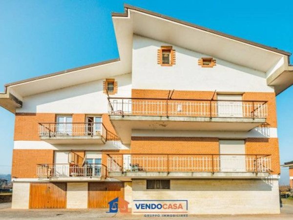 appartamento in vendita a Boves in zona Rosbella