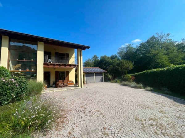 casa indipendente in vendita a Boves