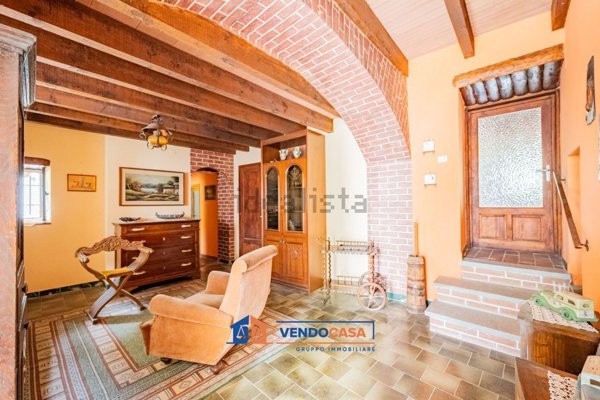 casa indipendente in vendita a Boves in zona San Giacomo