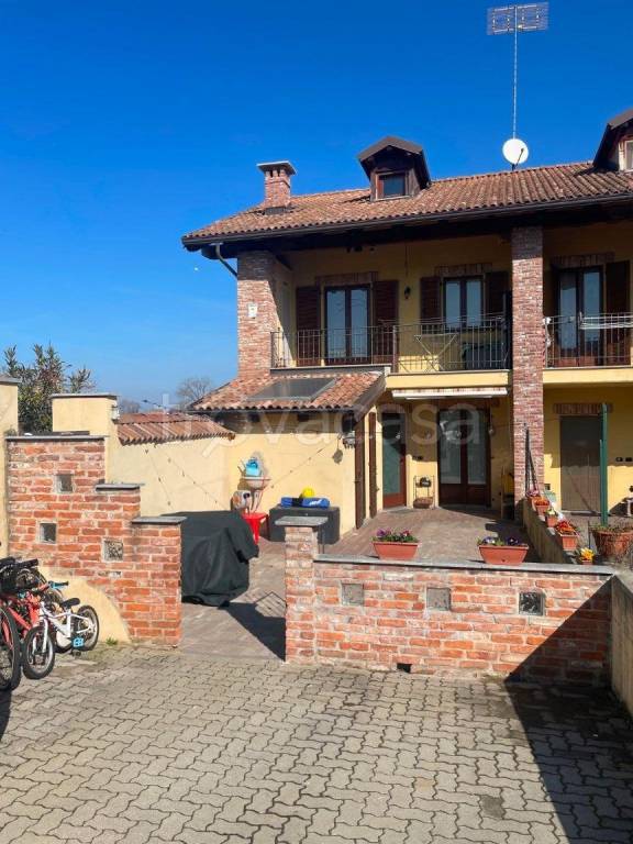 casa indipendente in vendita a Boves