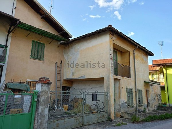 casa indipendente in vendita a Boves in zona Fontanelle