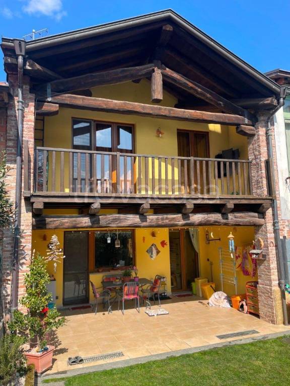 casa indipendente in vendita a Boves