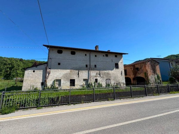 casa indipendente in vendita a Boves in zona Fontanelle