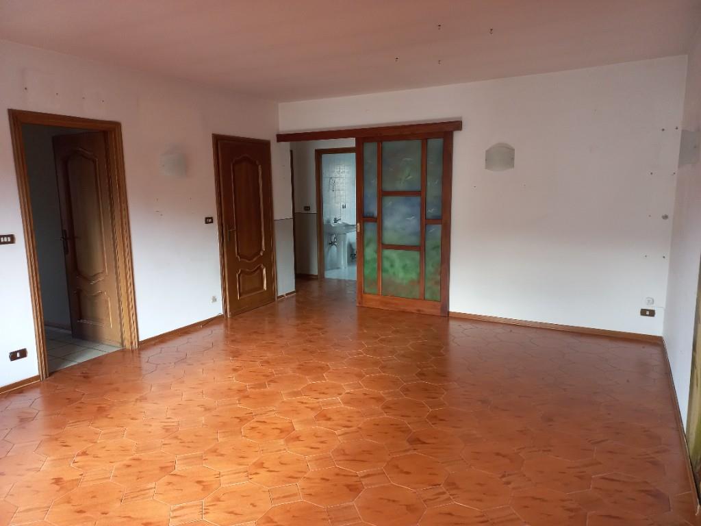 appartamento in vendita a Boves in zona Cerati