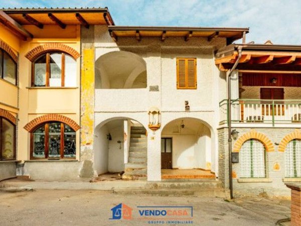 casa indipendente in vendita a Boves in zona Fontanelle