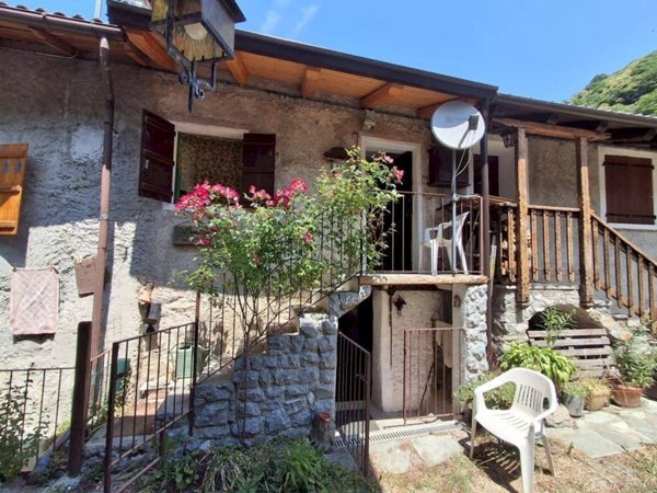 casa indipendente in vendita a Boves in zona San Giacomo