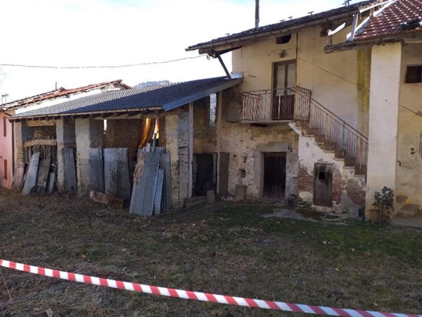 casa indipendente in vendita a Boves in zona Rosbella