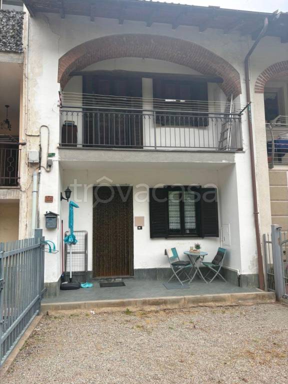 casa indipendente in vendita a Boves in zona Fontanelle