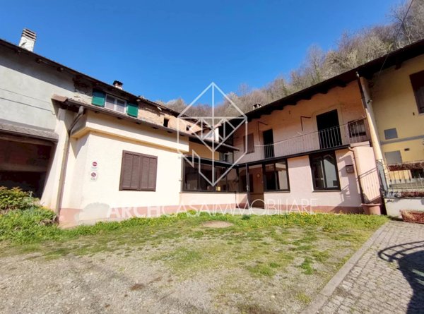 appartamento in vendita a Boves in zona Rosbella