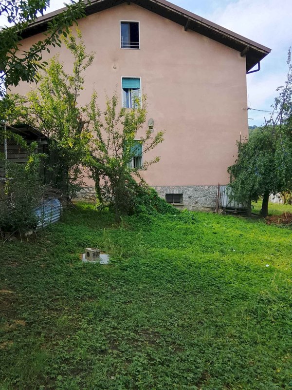 casa indipendente in vendita a Boves in zona Cerati