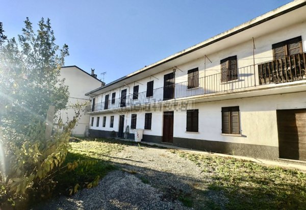 casa indipendente in vendita a Bra