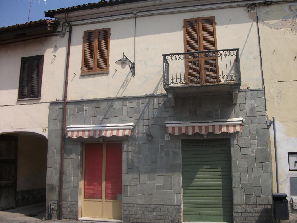 appartamento in vendita a Bra in zona Pollenzo