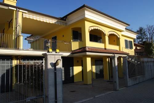 casa indipendente in vendita a Bra in zona San Matteo