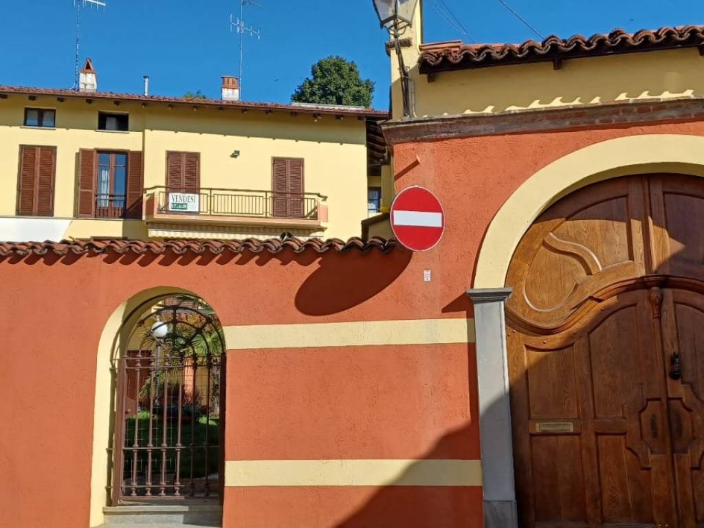 casa indipendente in vendita a Bra