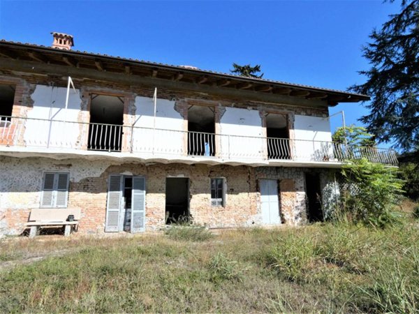 casa indipendente in vendita a Bra