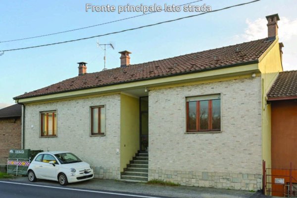 casa indipendente in vendita a Bra