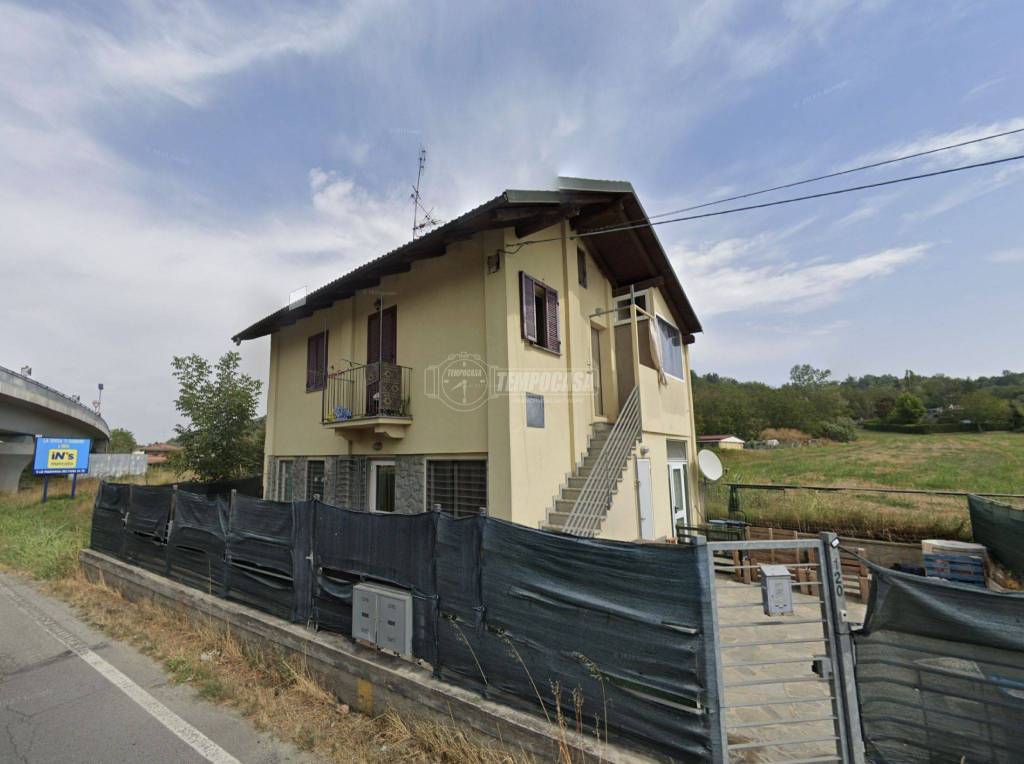casa indipendente in vendita a Bra