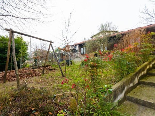 casa indipendente in vendita a Bra