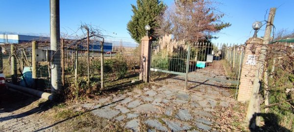 appartamento in vendita a Bra in zona Bandito