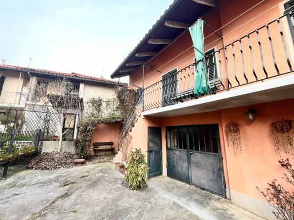 casa indipendente in vendita a Bra