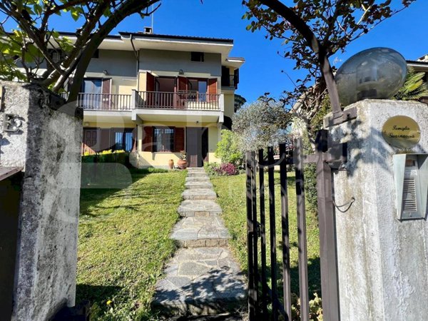 casa indipendente in vendita a Bra