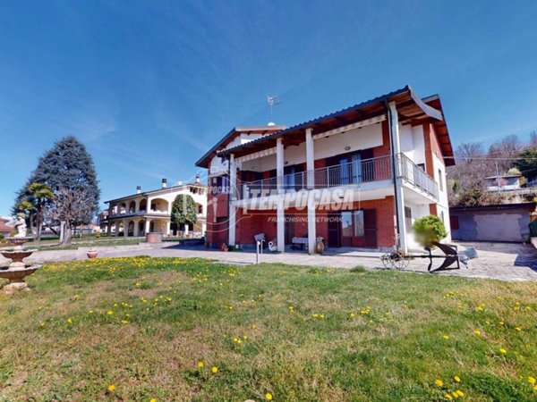casa indipendente in vendita a Bra