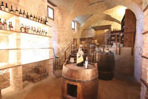casa indipendente in vendita a Bra